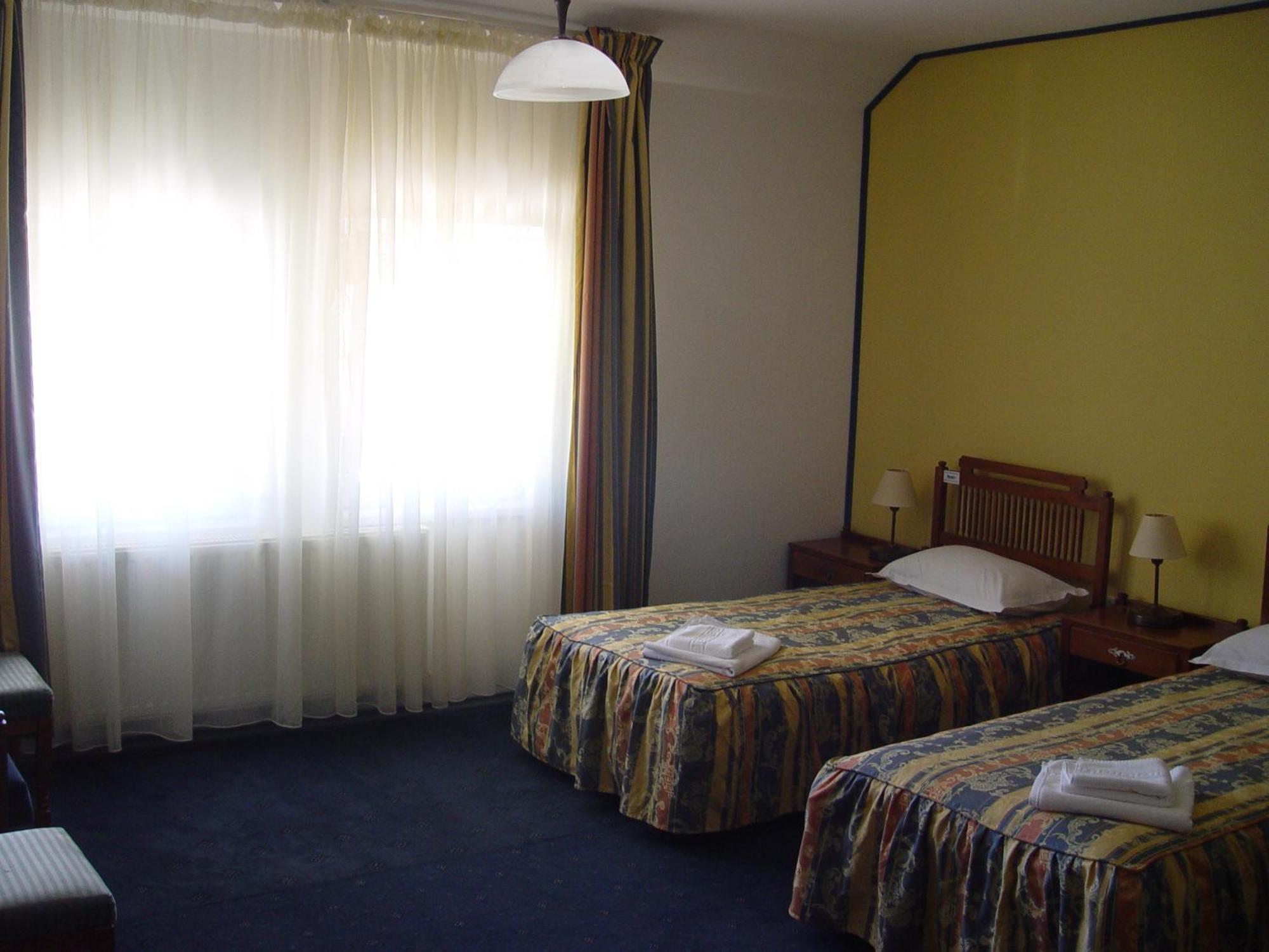 Hotel Astra Braşov Dış mekan fotoğraf